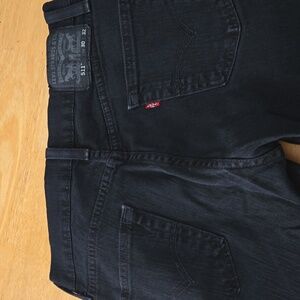 Mens Levi's black skinny leg jeans w 30 l 32 barely used